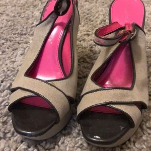 Alice and Olivia heels size 7 1/2